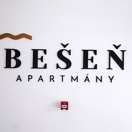 Apartman Nad Riekou Bešeňová Zewnętrze zdjęcie
